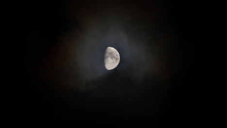 Moon-Drifting-Clouds-Zoom-In-Time-Lapse